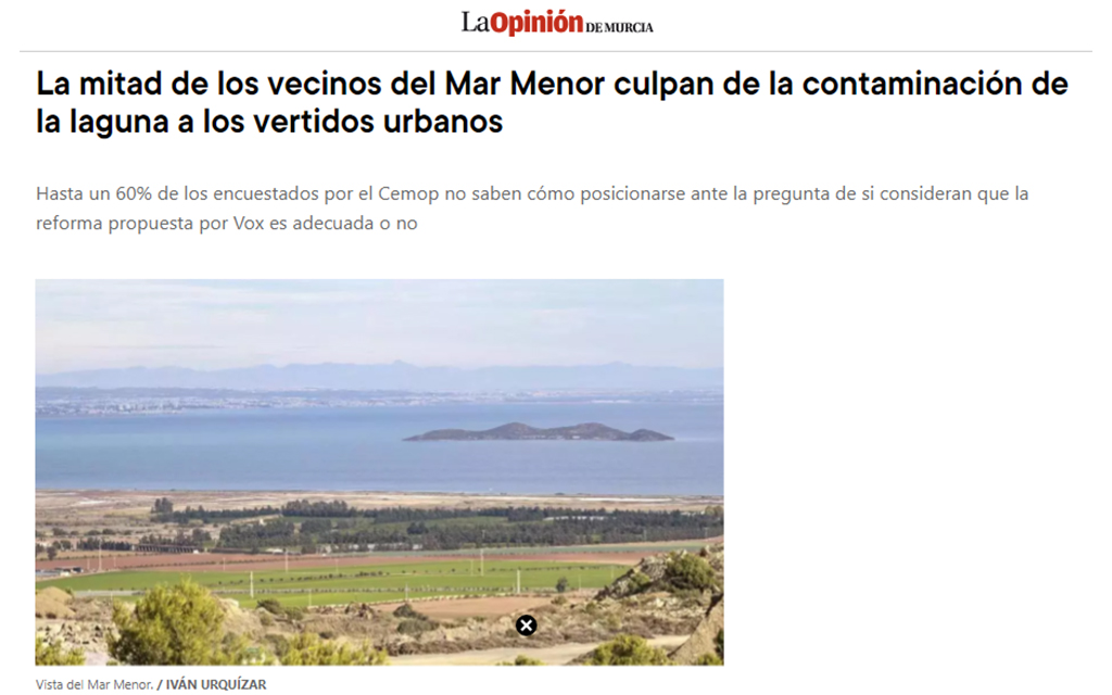 La mitad de los vecinos del Mar Menor culpan de la contaminación de la laguna a los vertidos urbanos